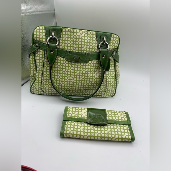 Coach Handbags - Vintage Coach Purse and Wallet set